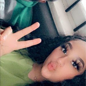 Meet your Posher, Stef